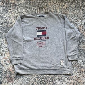 Vintage 90s Tommy Hilfiger Crewneck